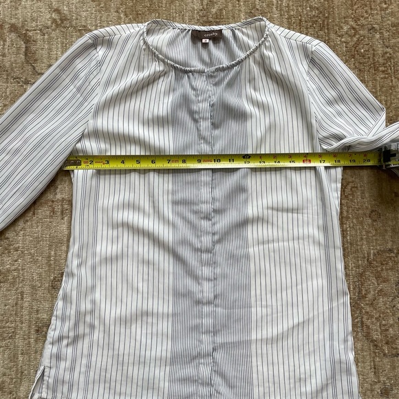 Pretty Striped Poly Flowy Dress shirt, white with black stripes size S - Picture 11 of 11